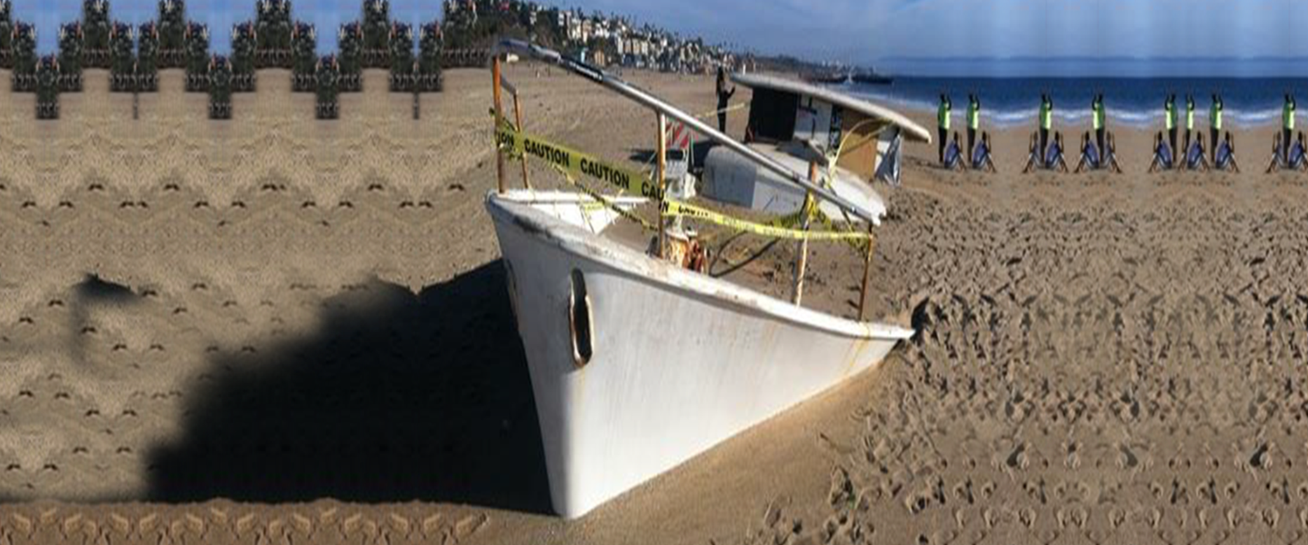Barco hundido en la arena
